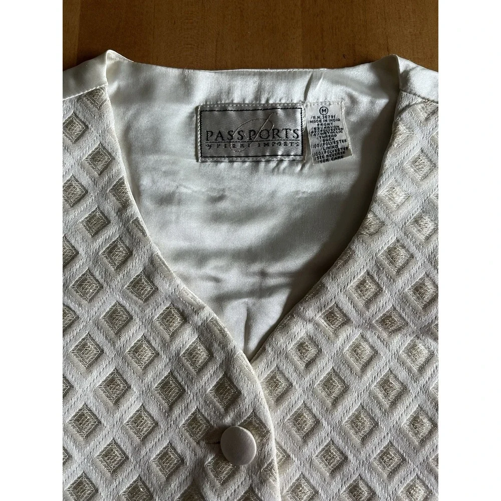 Passports of‎ Pier 1 Imports Women's Sleeveless Embroidered Cream Gold Vest Sz M